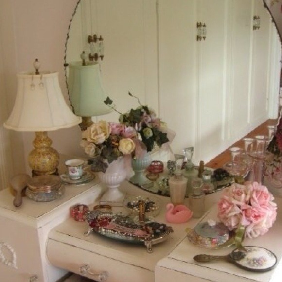 Shabby Chic Style here