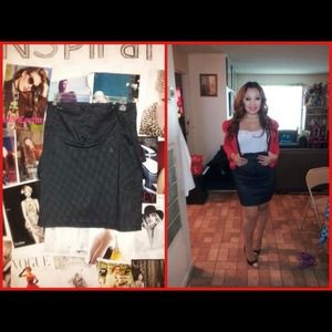 Stripe pencil skirt