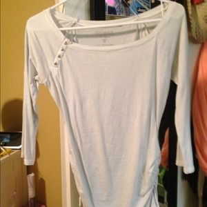 Light Grey Guess shirt! PRICE REDUCED!