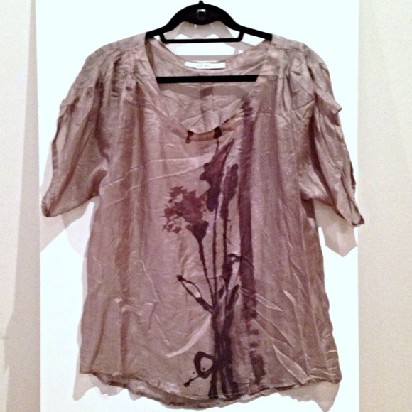 ***SOLD*** Silk Zara blouse