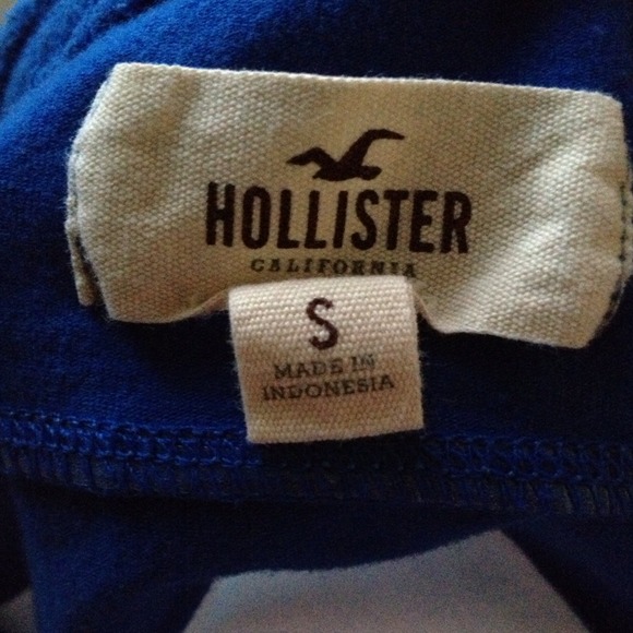 ❌Sold❌Adorable blue/white striped top - Picture 3 of 3