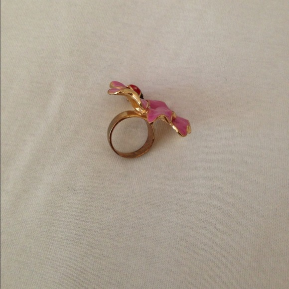 ***SOLD**** Flower with Ladybug Statement Ring - Picture 2 of 2