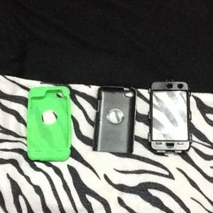 Green and black iPod otter box!
