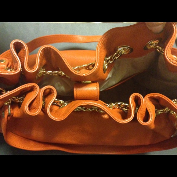 🔴SOLD🔴 Michael Kors jet Set - Picture 4 of 4