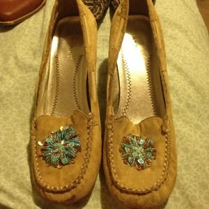 Moccasin heels