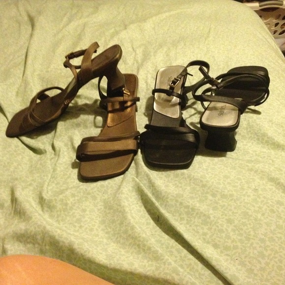 2 pair size 9 dress shoes