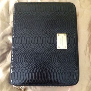 Michael Kors Ipad case!