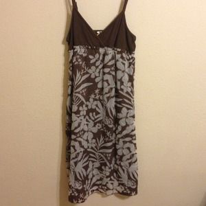 Roxy dress hits right at knee, perfect for summer!