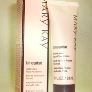 Mary Kay timewise foundation