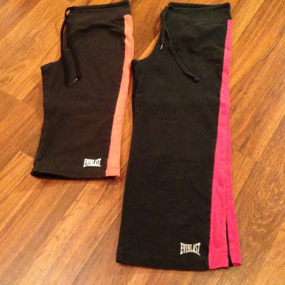 SOLD!! Two Everlast workout capris GUC