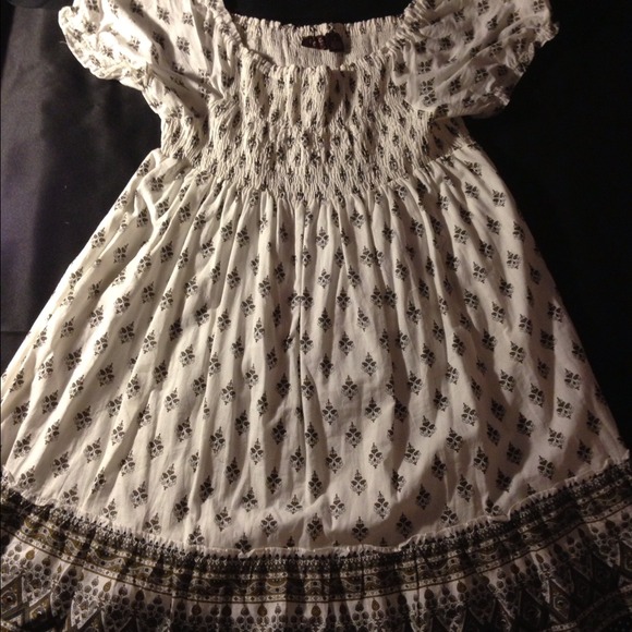 Trade!!! Bundle!!! 2 Summer dress!!!