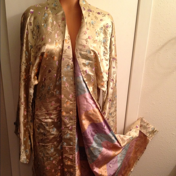 Gold Embroidery Asian Style Flower Print Robe SzM - Picture 4 of 4