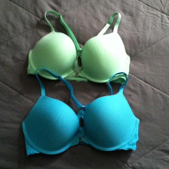 SOLD!!!! 2 Aerie 'Brooke' bras-