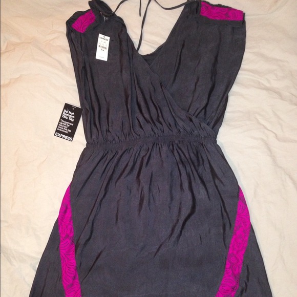 Express Dresses & Skirts - Express dress NWT 💟💟💟 NEW PRICE dROP ⏬⏬⏬⏬
