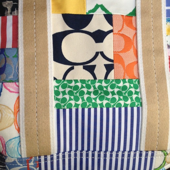 Reduced Authentic Coach purse poppy multi colored. - Picture 4 of 4