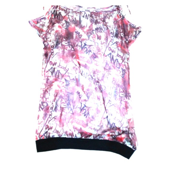 Tops - Picture 1 of 1