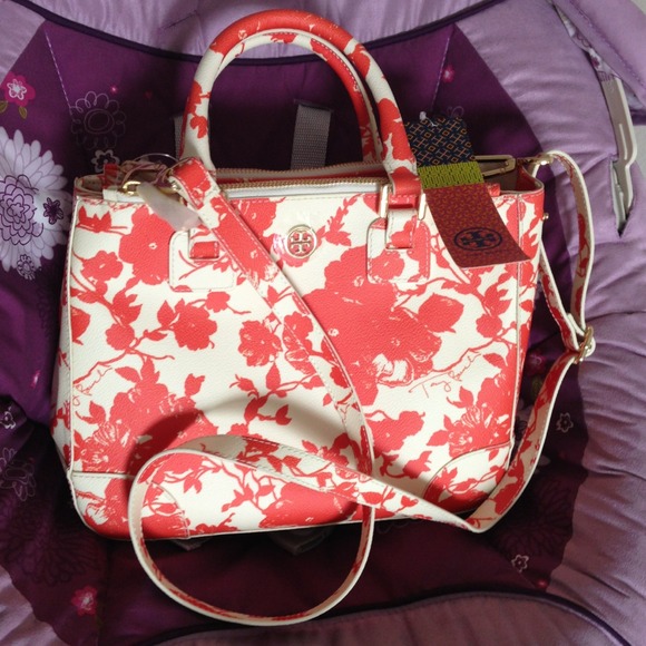 Make me an offer... Authentic Tory Burch