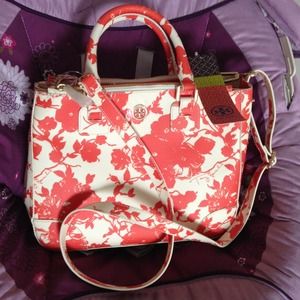 Make me an offer... Authentic Tory Burch