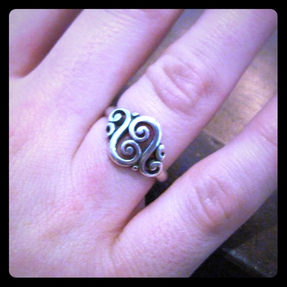 🌀HOLD for @coplandml 🌀 Spanish swirl ring
