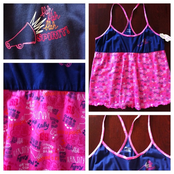 JASMINE & GINGER Pajama Top - Picture 2 of 2