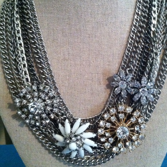 Stella & Dot Metropolitan Mixed Chain Necklace