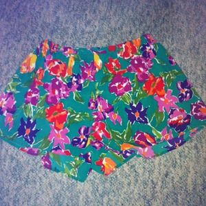 🔴❌sold!🚫⛔vintage Victorias Secret poly shorts