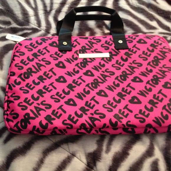 VICTORIAS SECRET LAPTOP/iPAD CASE