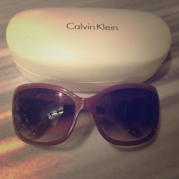 Authentic Calvin Klein sunglasses with box - Plum
