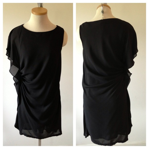 H&M Dresses & Skirts - H&M cocktail dress