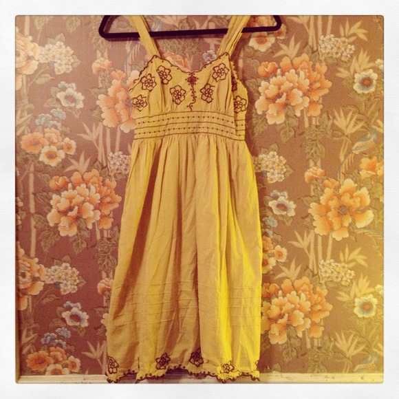 🔅Reduced!🔅Darling mustard colored sundress - Picture 1 of 3