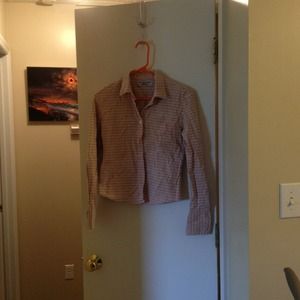 Country girl!!! Pink and blue plaid button down.