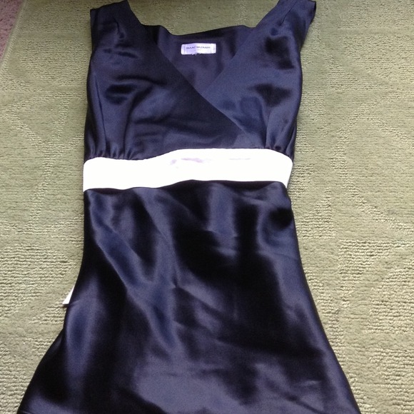 ❗REDUCED❗Black V Neck And Pearly Silky Dress Shirt