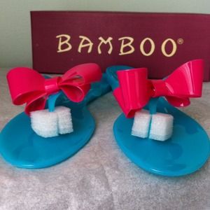 💟 FOR HARPER 💟Brand New  Bamboo Jelly flip flops