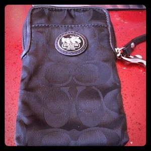 Coach wristlets authentic