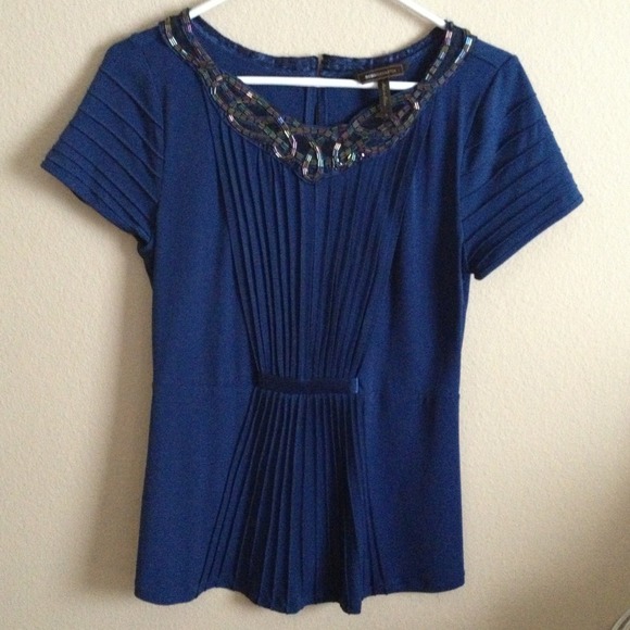 Sold❤️ BCBG MAXARIA blue top