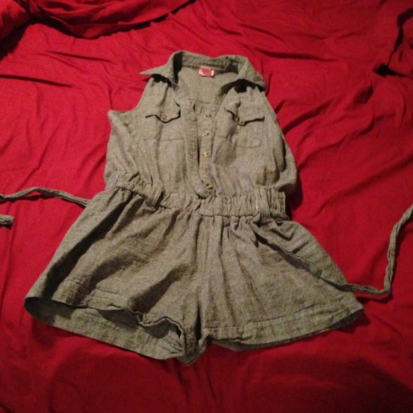 Grey romper with belt size L