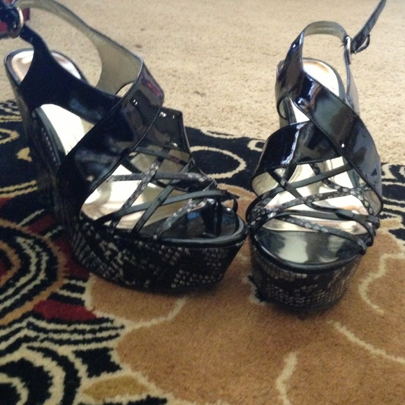 Carlos Santana patent black leather python pattern