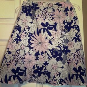 Black,white and light pink skirt