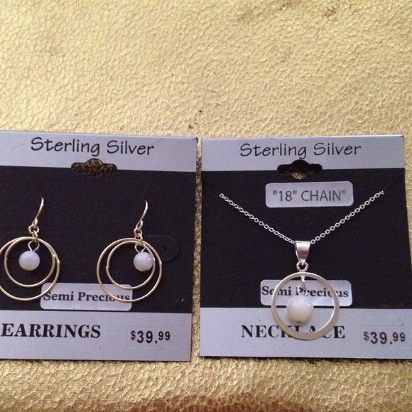 REDUCED Sterling silver 18" necklace and earrings.