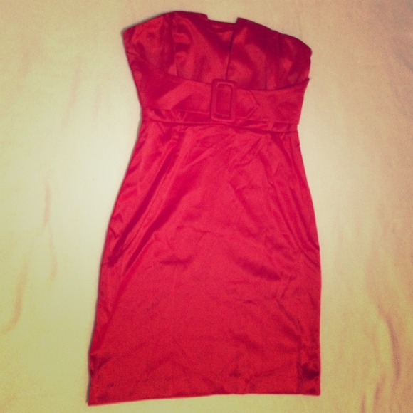 Nice red dress, new with no tag, never used