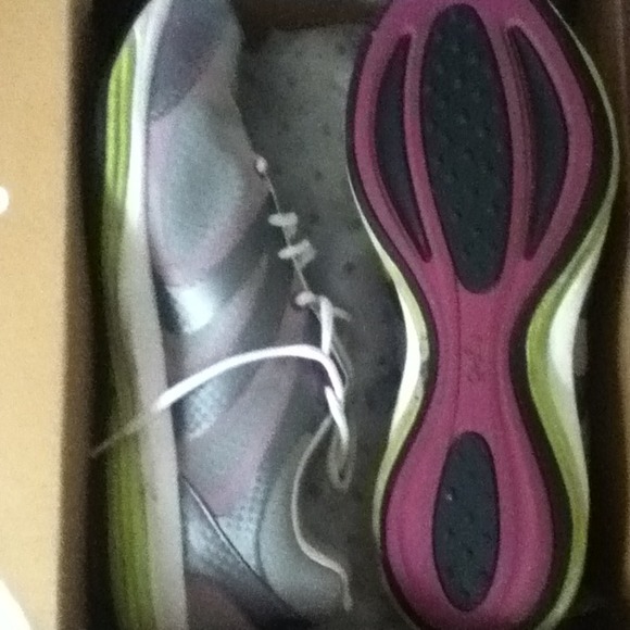 Ryka Re-engage purple almost brand new shoes. - Picture 4 of 4