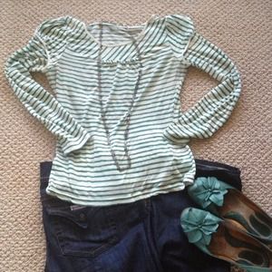 ❌Sold in bundle❌ Green stripe  anthropology top!