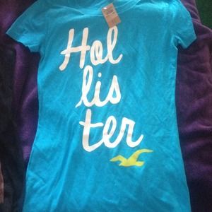 Hollister Tee