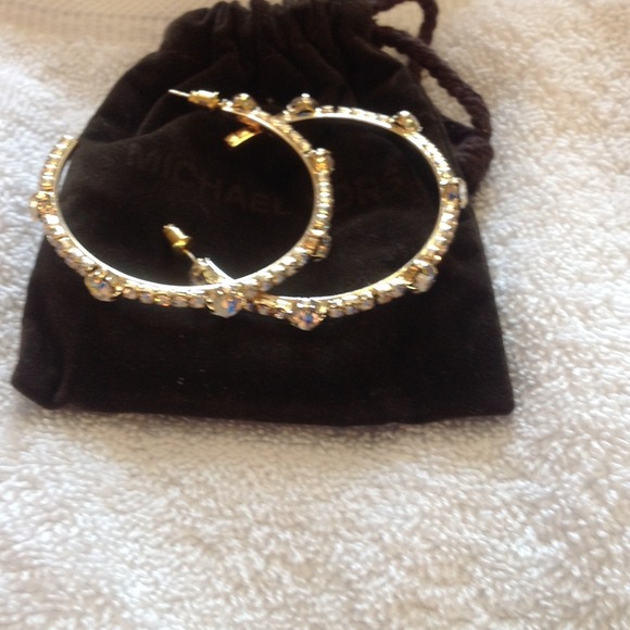 Cz hoops