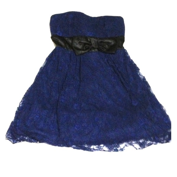 Nice dress, new, size 9