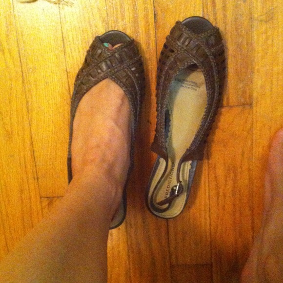 Shoes - Picture 2 of 2