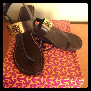 💯💗Authentic Tory Burch wedge sandals💖⭐❤