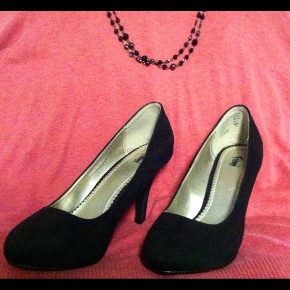 Black faux suede heels