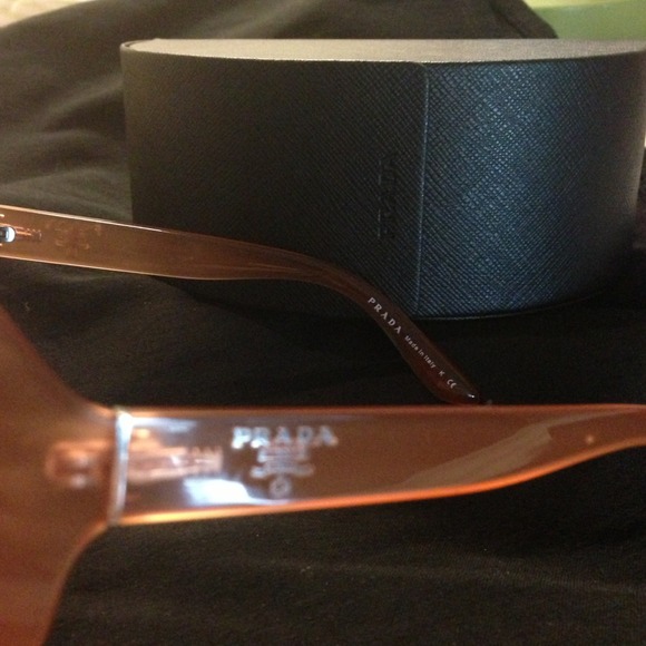 Authentic Prada sunglasses - Peach square main image 5
