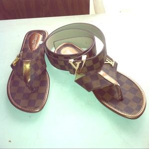 Adorable brown sandals with matching belt!!!